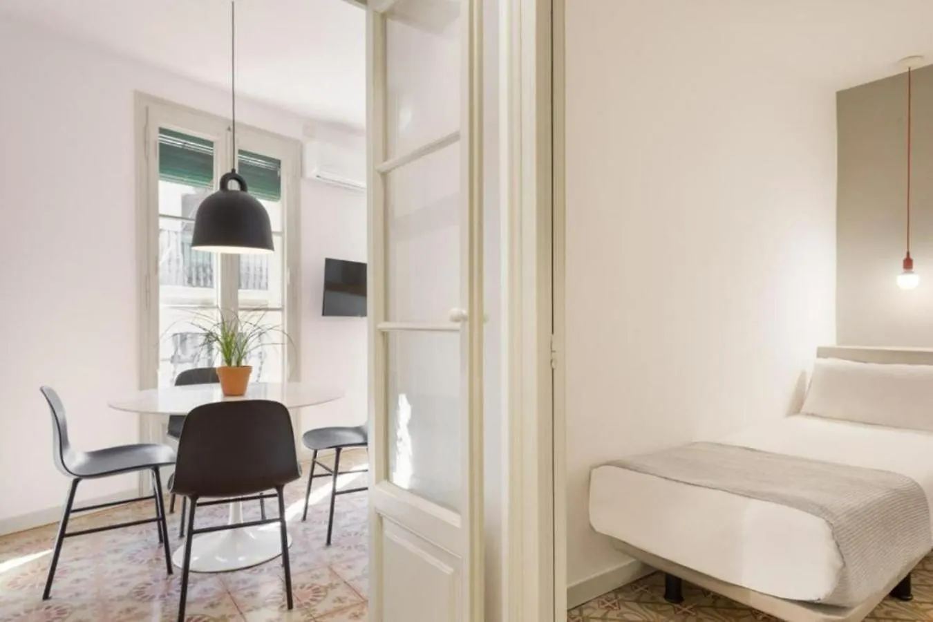 Ola Living Santa Anna Apartment Barcelona