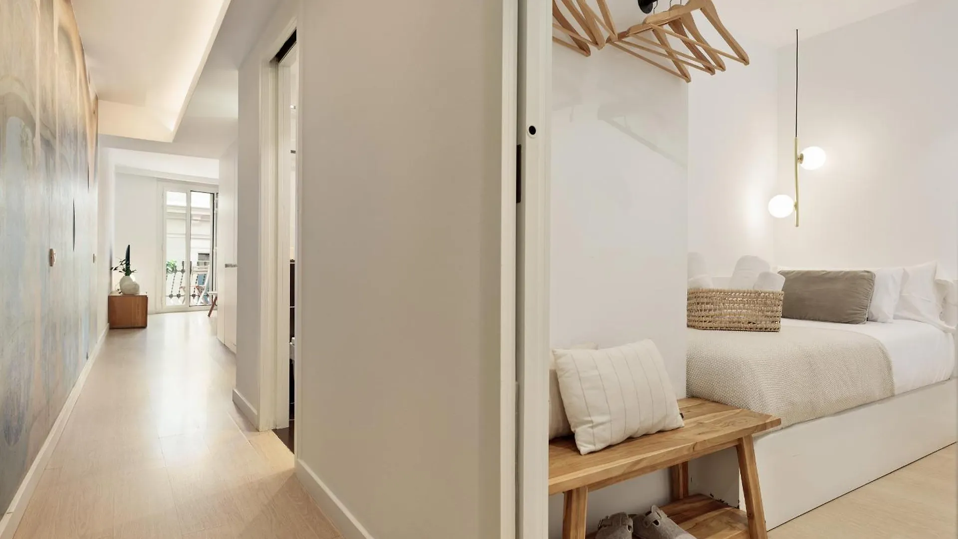 Ola Living Santa Anna Apartment Barcelona