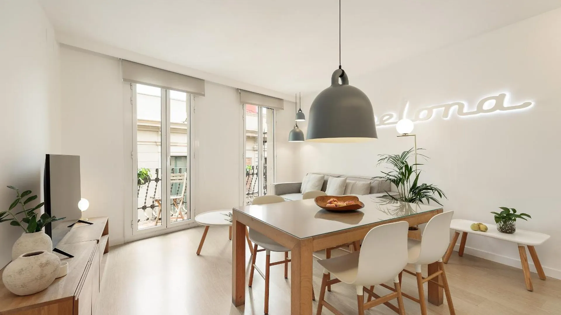 Ola Living Santa Anna Apartment Barcelona Spain